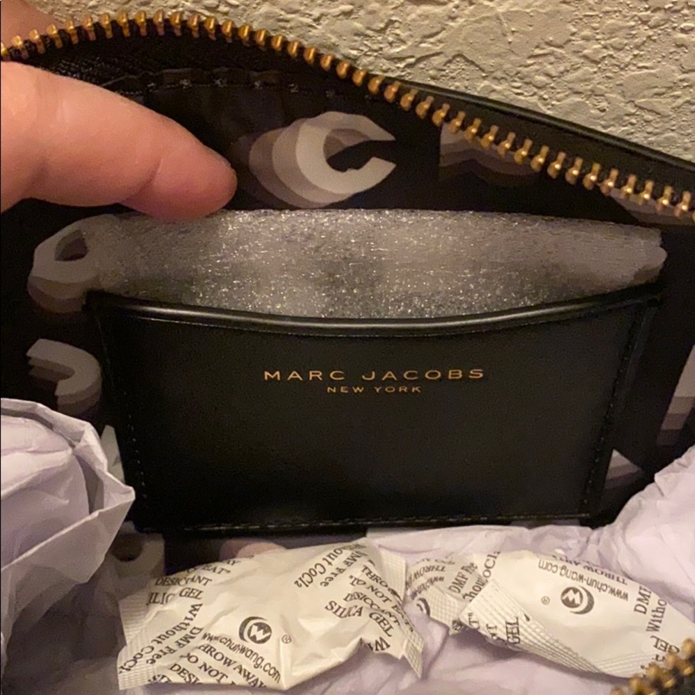 NWT Marc Jacobs City Slick Shoulder Bag - Picture 6 of 9
